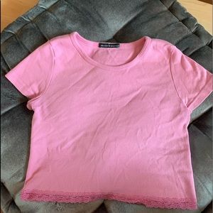 Brandy Melville Pink Crop Top with Lace Trim✨💞